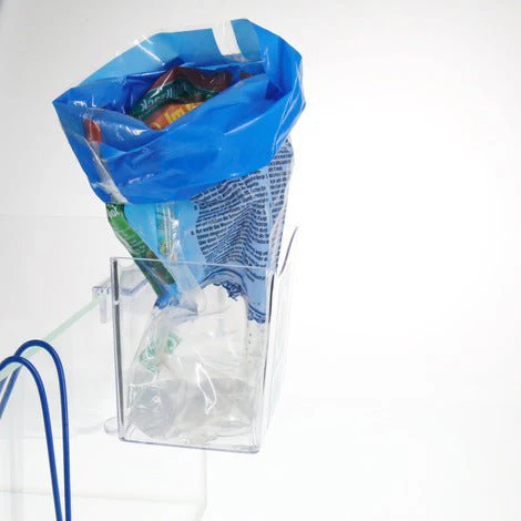 JBL Clear Fish Handling Cup: Secure Aquarium Transfer Box with Grip Handle - Image 3